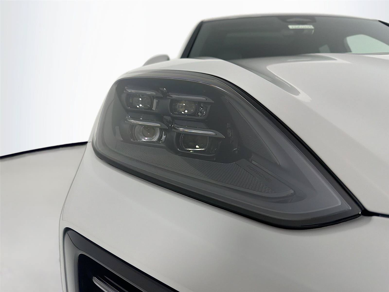 New 2026 Porsche Cayenne E-Hybrid AWD/4WD image 31