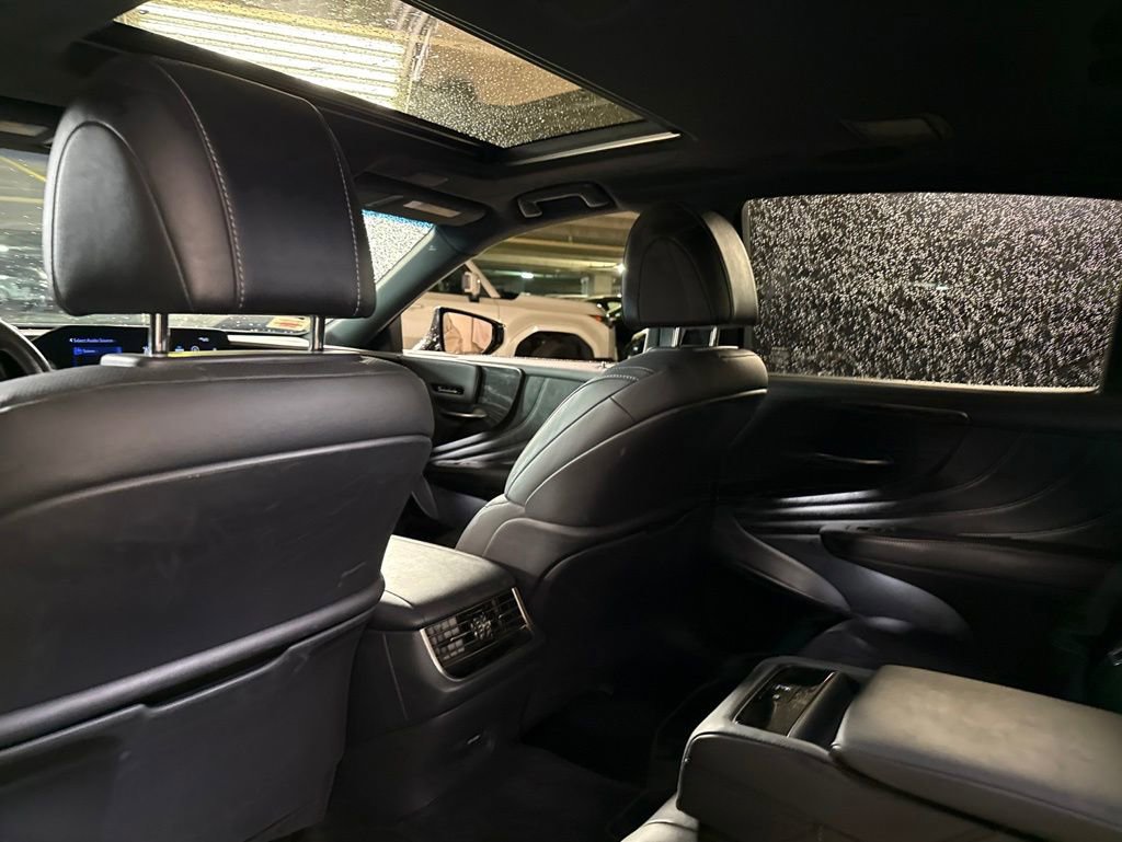 Used 2021 Lexus LS 500 AWD w/ Accessory Package (Z1) image 10