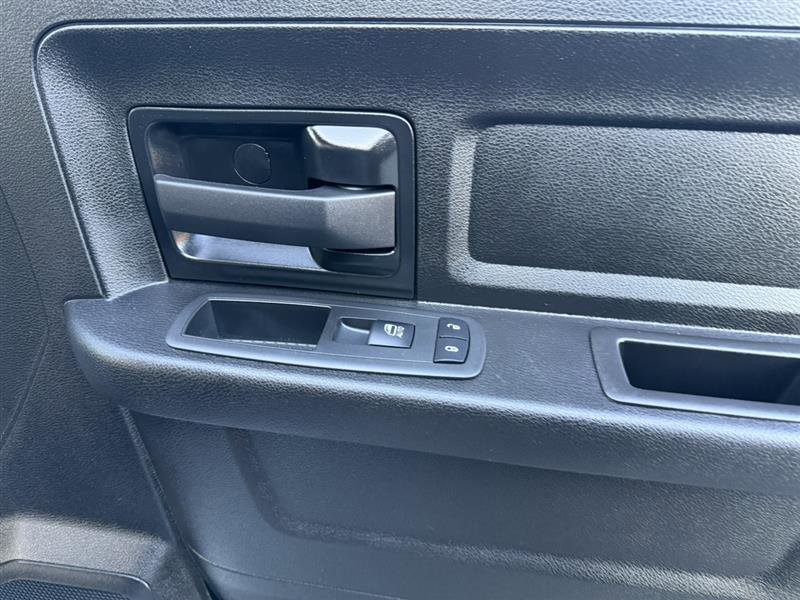 Used 2022 RAM 3500 Tradesman image 16