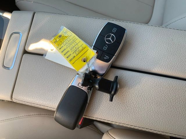 Used 2021 Mercedes-Benz GLB 250 image 28