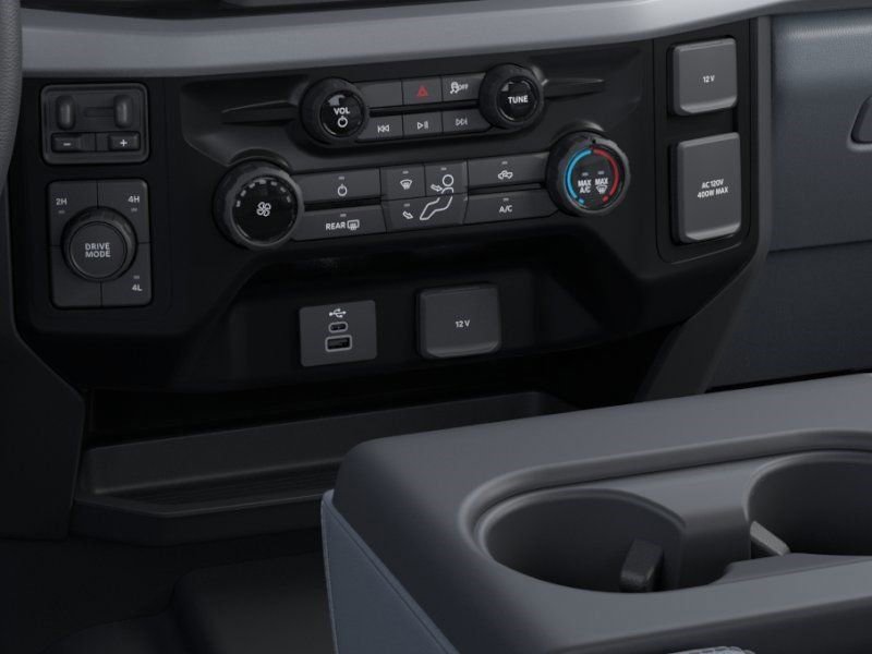 New 2026 Ford F550 4x4 Supercab Super Duty image 15