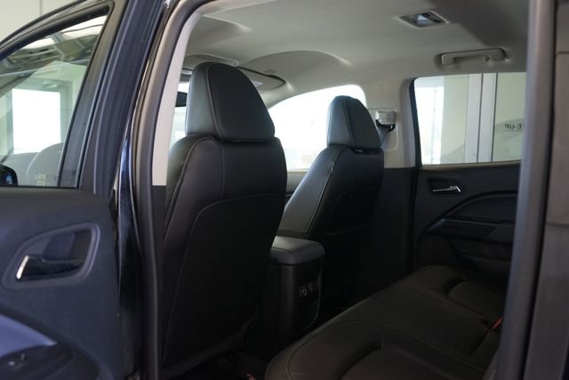 Used 2022 Chevrolet Colorado Z71 w/ Z71 Midnight Edition AWD/4WD image 29
