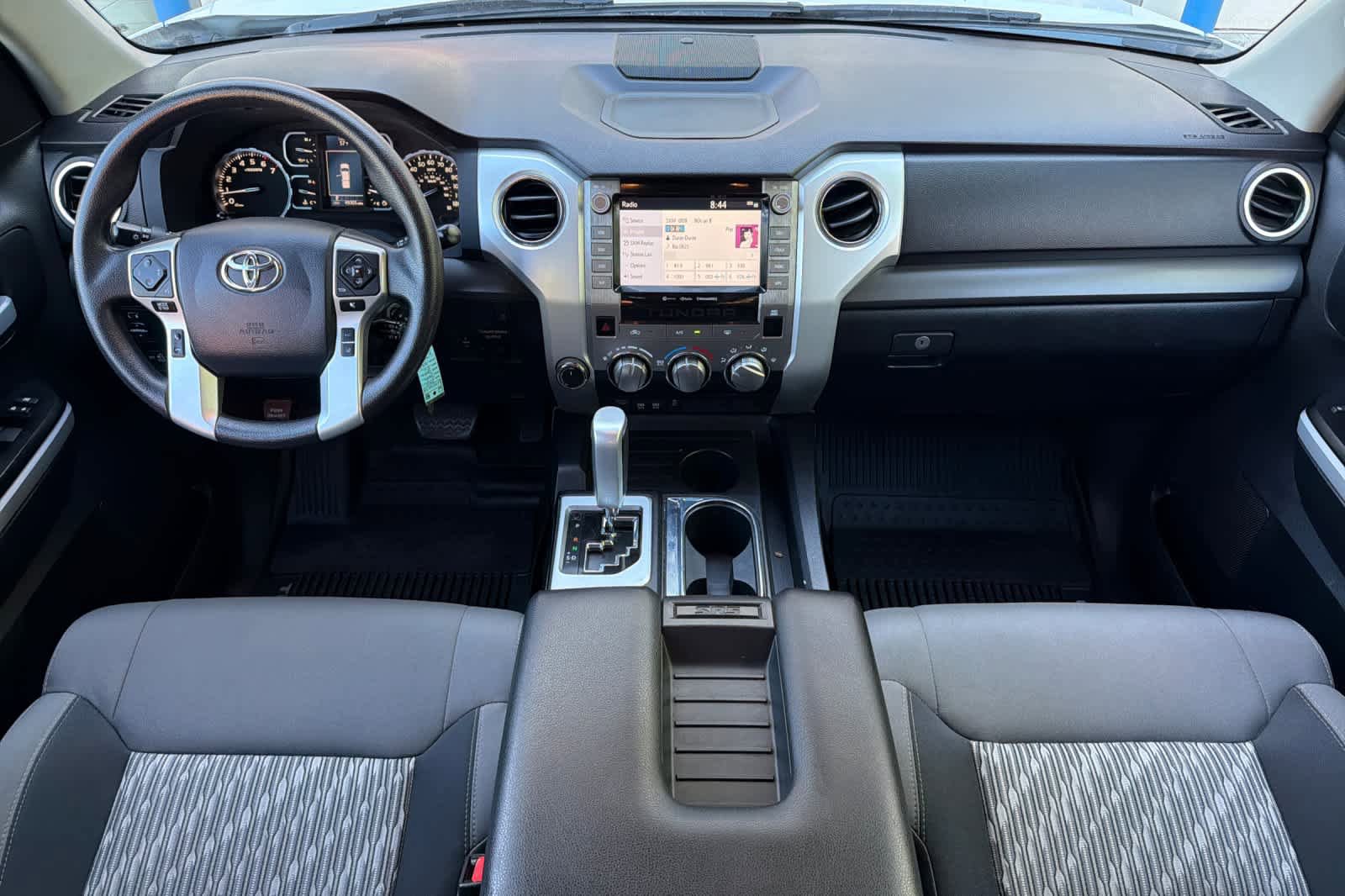 Used 2020 Toyota Tundra SR5 w/ SR5 Upgrade Package AWD/4WD image 3