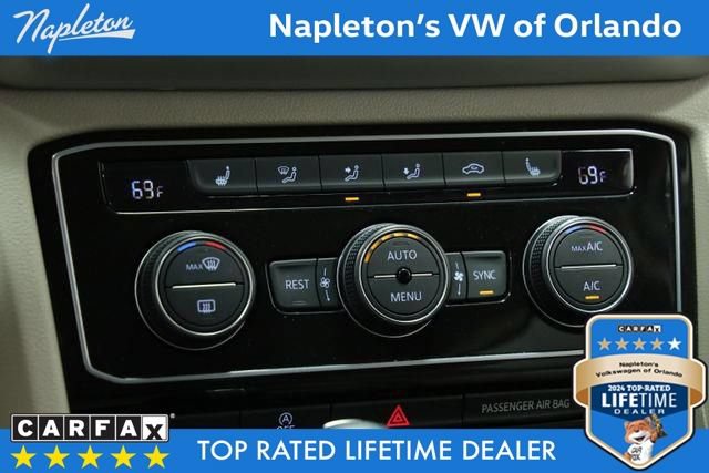 Certified 2022 Volkswagen Atlas SE w/ Black Wheel Package FWD image 19