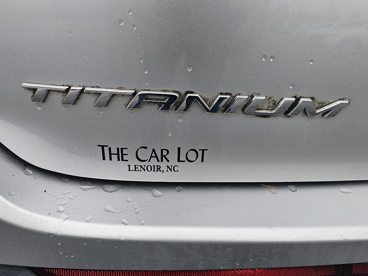 Used 2015 Ford Edge Titanium image 26