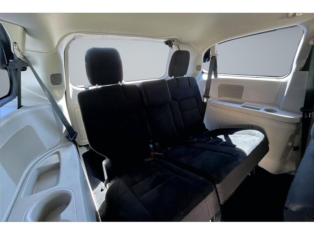 Used 2018 Dodge Grand Caravan w/ UConnect Hands-Free Group image 28