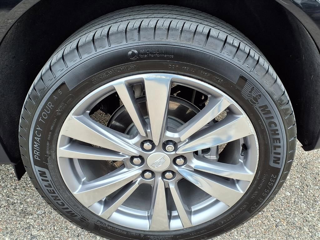 Used 2024 Cadillac XT5 Premium Luxury w/ LPO, Floor Liner Package image 9