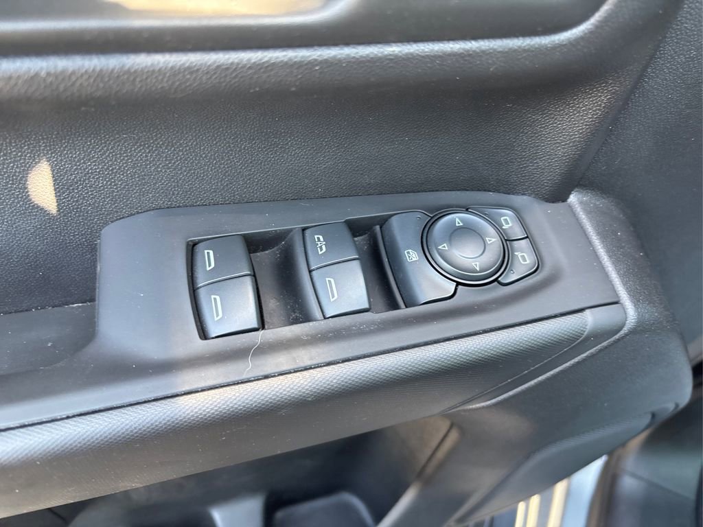 Used 2023 Chevrolet Silverado 1500 Custom image 33