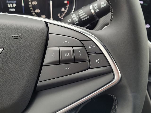 New 2026 Cadillac XT5 Luxury w/ LPO, ONYX Package image 19