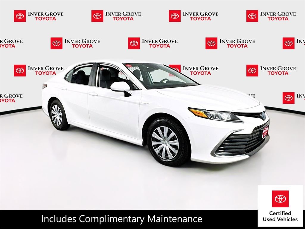 Certified 2021 Toyota Camry LE image 4