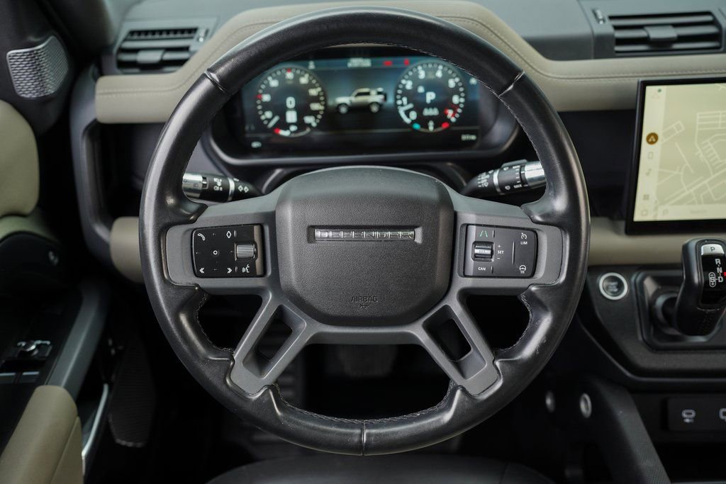 Used 2022 Land Rover Defender 90 X-Dynamic S image 28