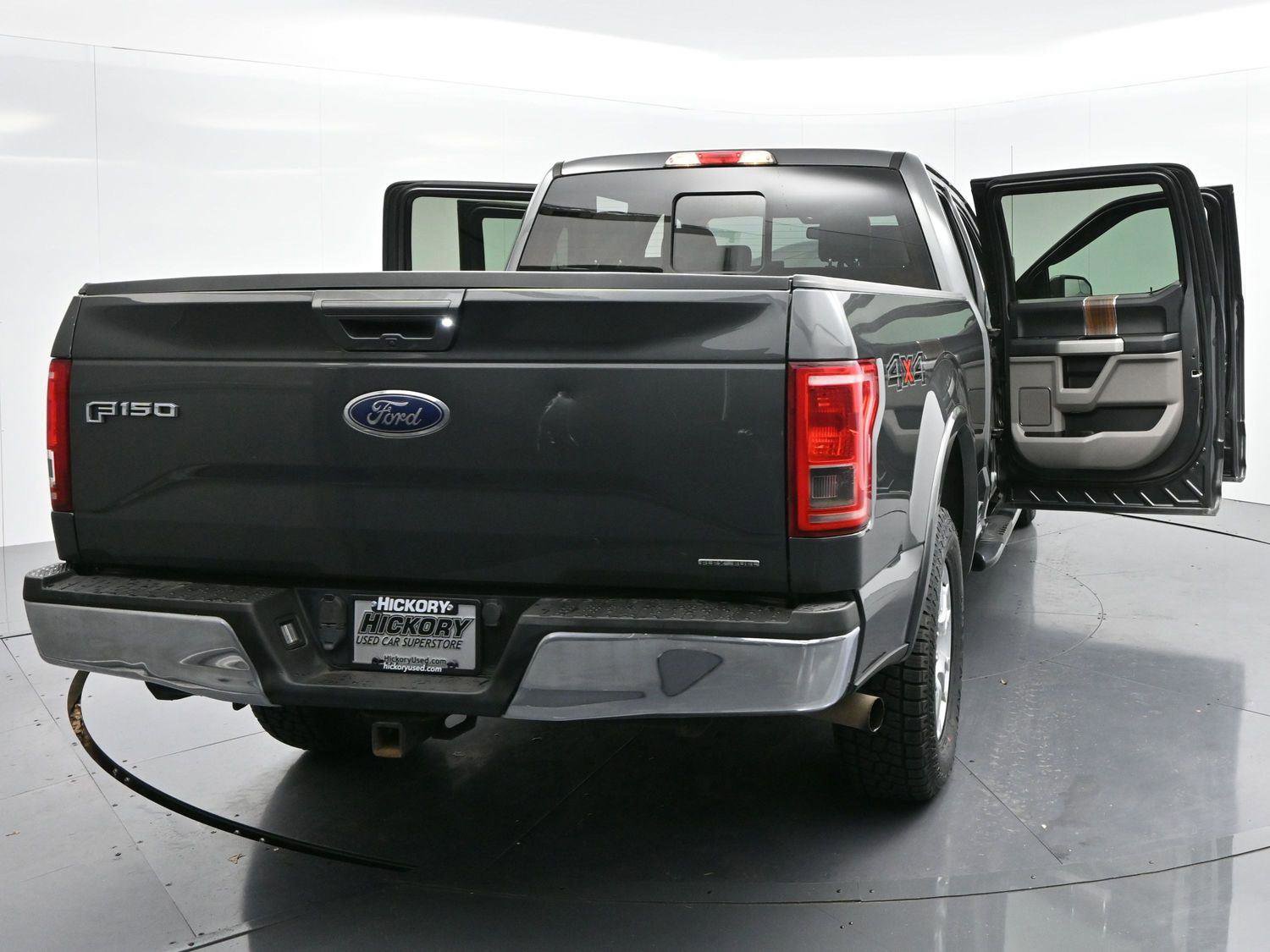 Used 2016 Ford F150 Lariat w/ Trailer Tow Package image 40