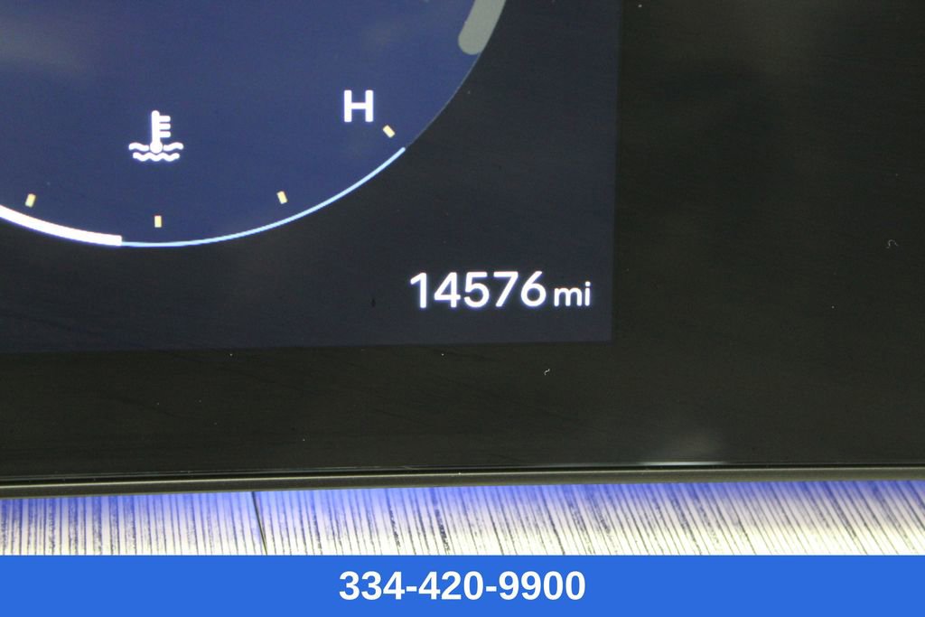 Used 2025 Hyundai Santa Fe Calligraphy image 10