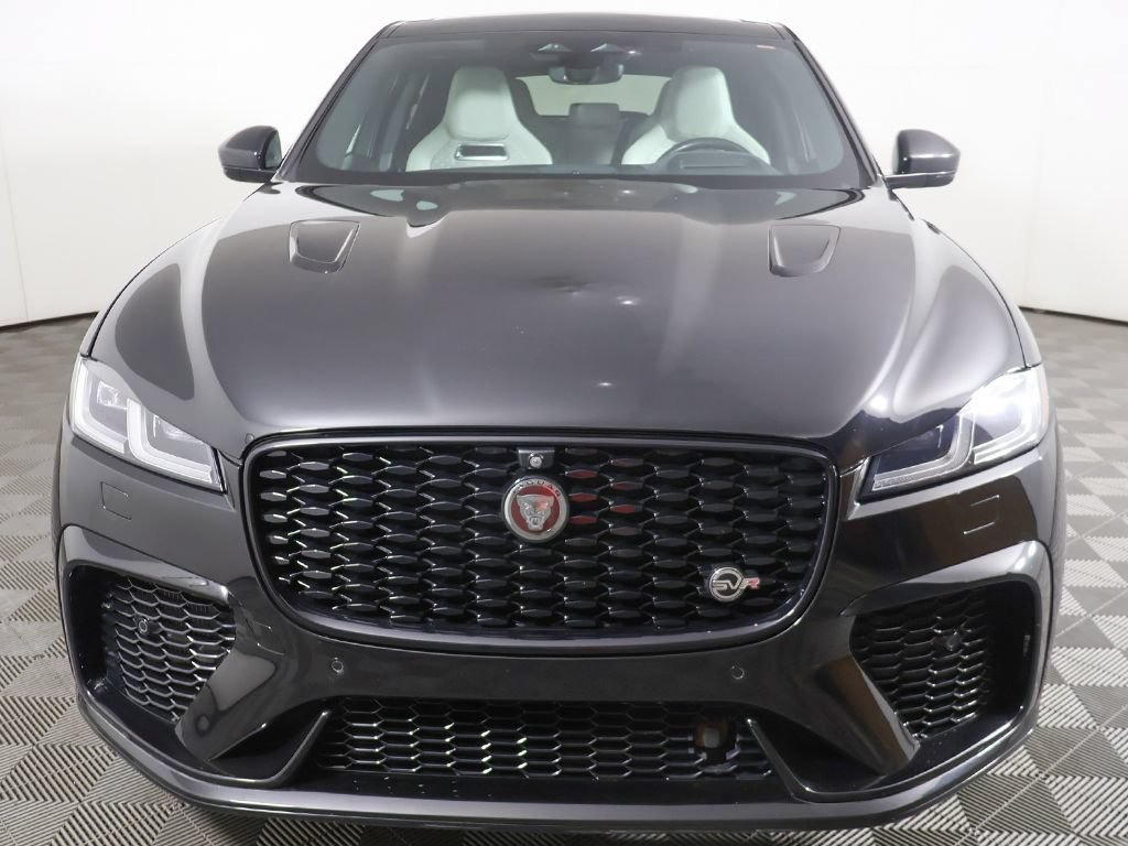Used 2022 Jaguar F-PACE SVR AWD/4WD image 16