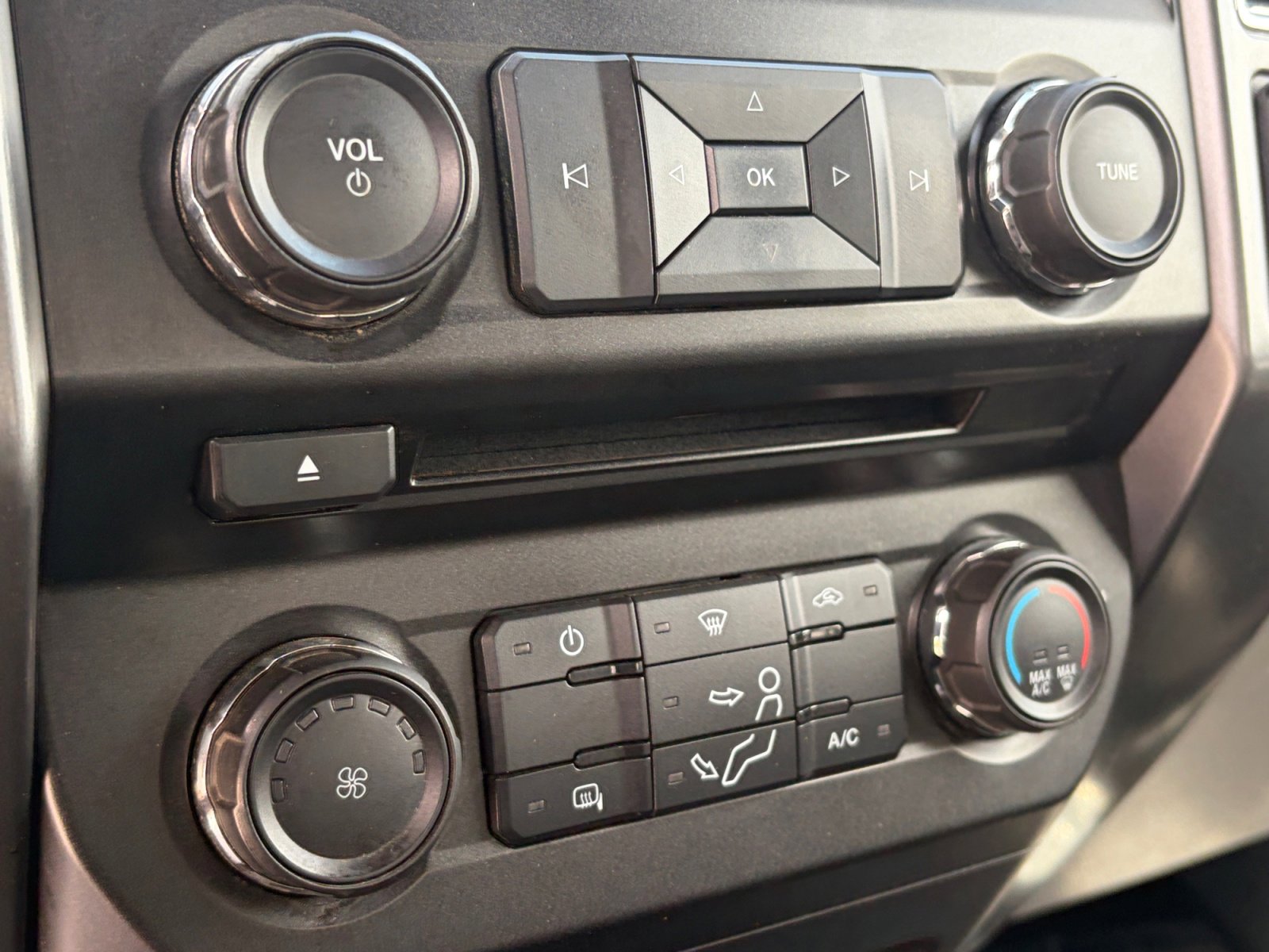 Used 2018 Ford F250 XLT AWD/4WD image 29