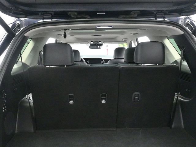 Used 2022 Hyundai Palisade Limited w/ Winter Package image 11