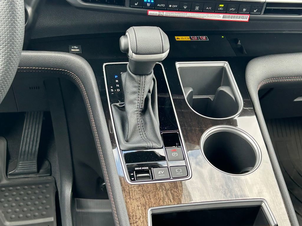New 2026 Toyota Sienna Platinum image 23
