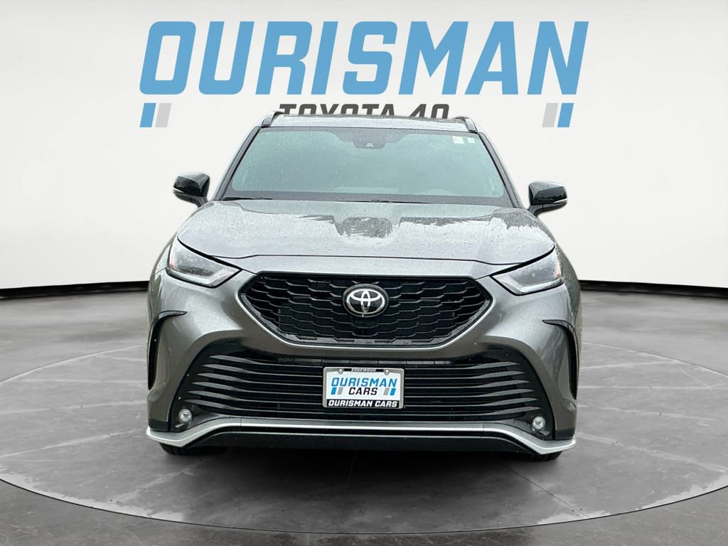 New 2026 Toyota Highlander XSE AWD/4WD image 2