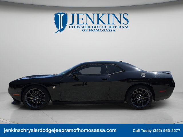 Used 2021 Dodge Challenger R/T Scat Pack RWD image 7