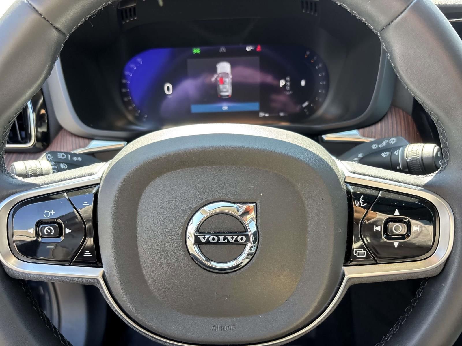 Used 2023 Volvo XC60 B5 Plus w/ Climate Package image 16