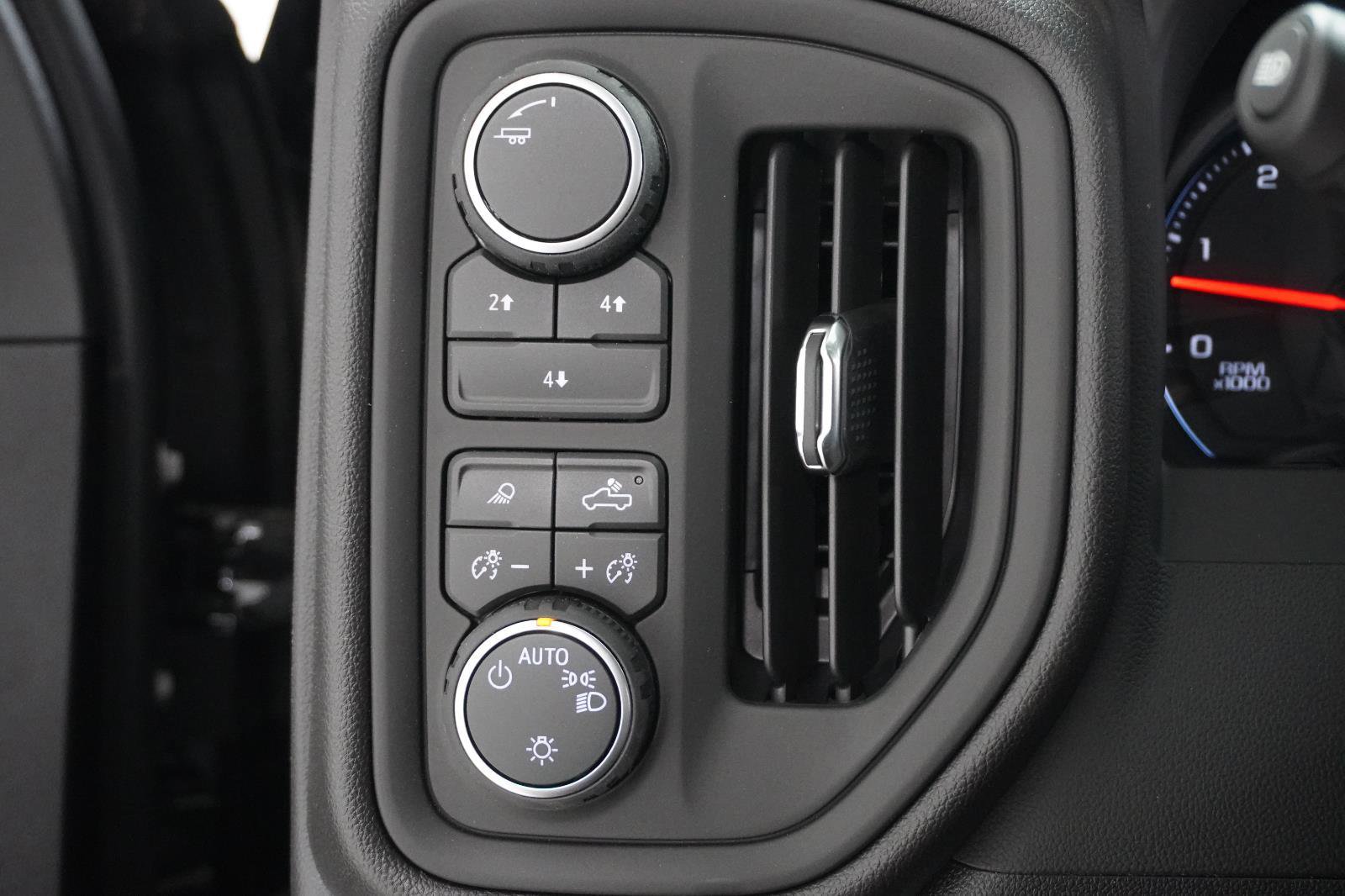New 2026 Chevrolet Silverado 2500 Custom w/ Custom Value Package image 16