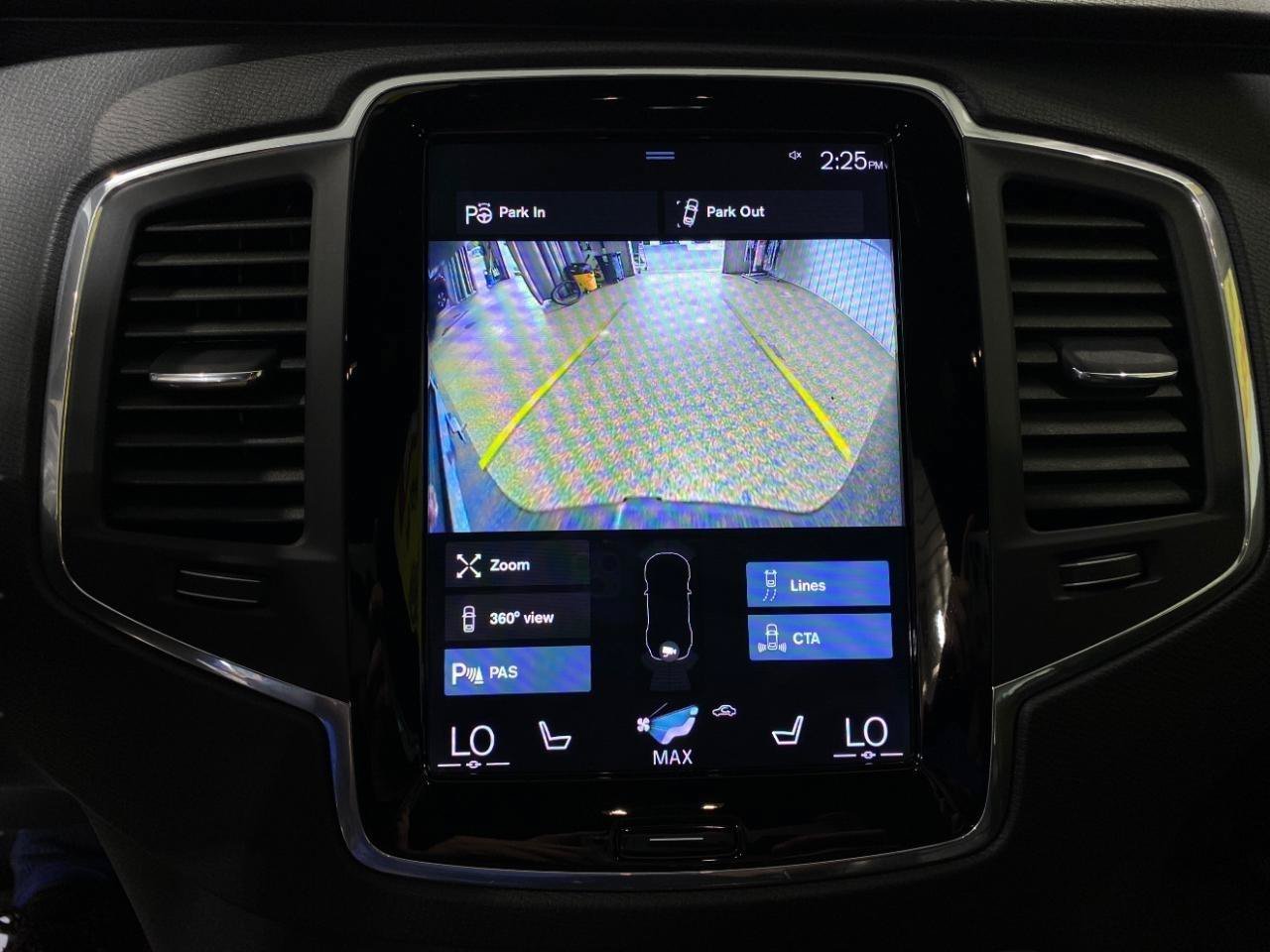 Used 2018 Volvo XC90 T5 Momentum w/ Convenience Package AWD/4WD image 10