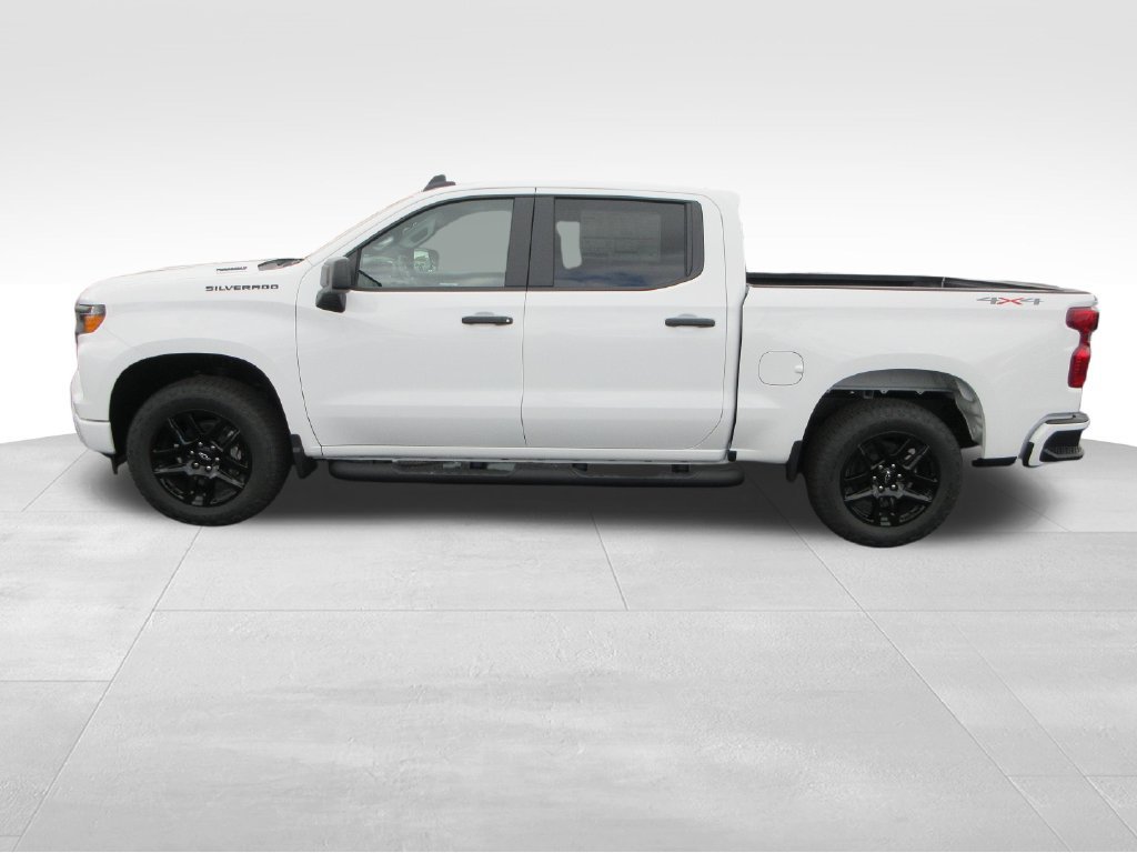 New 2026 Chevrolet Silverado 1500 Custom w/ Turbomax Blackout Package AWD/4WD image 3
