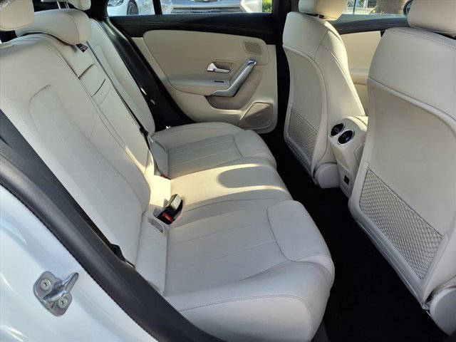 Used 2025 Mercedes-Benz CLA 250 image 18