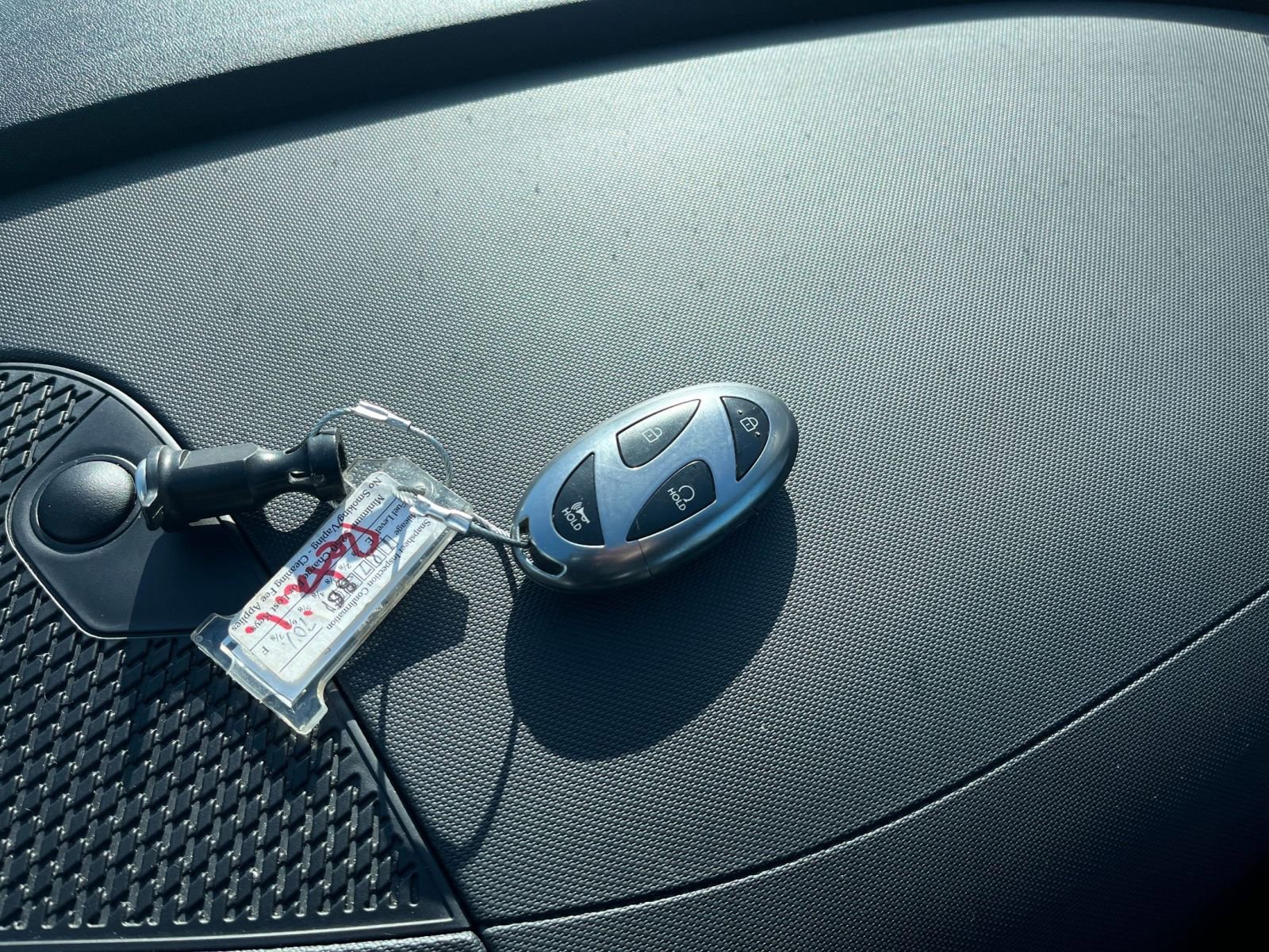Used 2025 Hyundai Elantra SEL image 21
