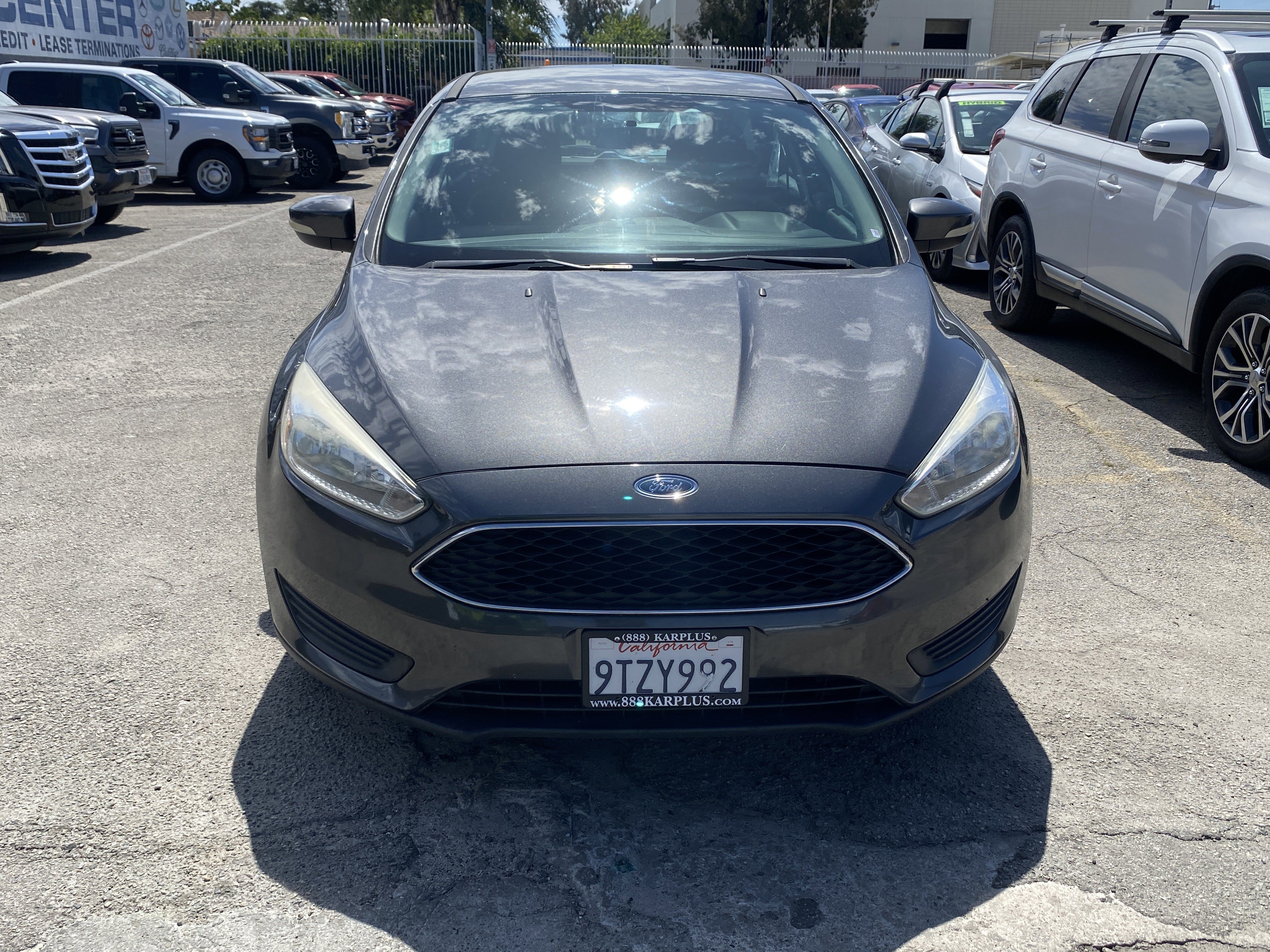 Used 2016 Ford Focus SE FWD image 3