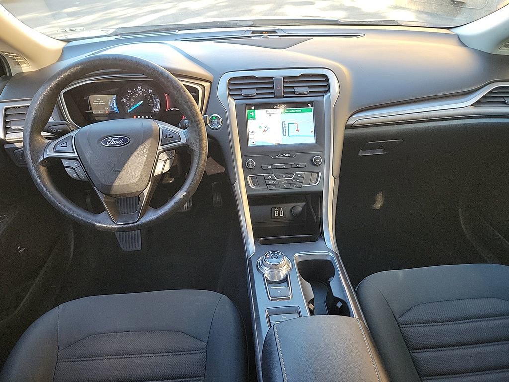 Used 2019 Ford Fusion SE image 20