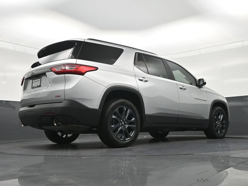 Used 2021 Chevrolet Traverse RS FWD image 28