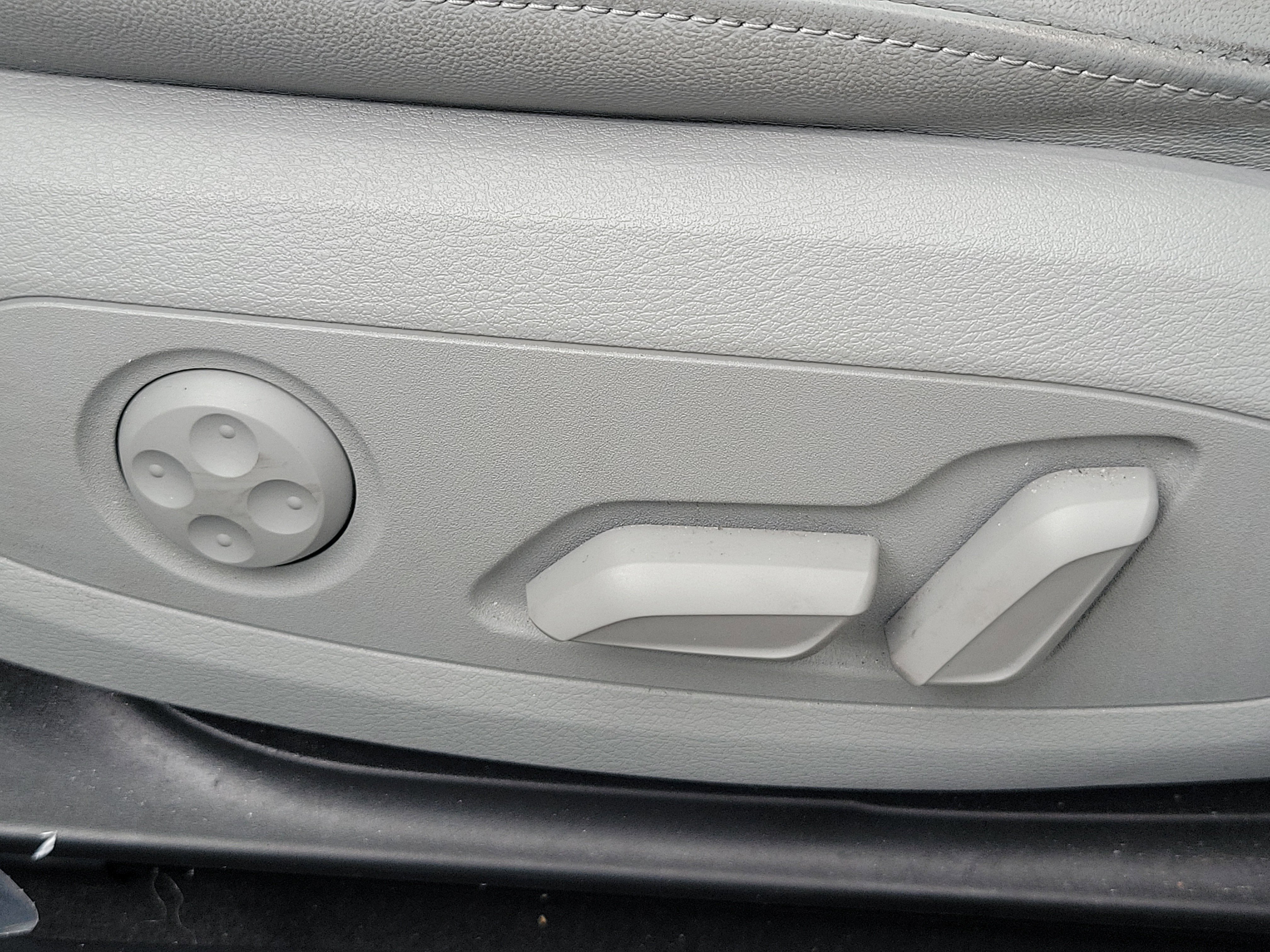 Used 2022 Audi A5 2.0T Premium Plus AWD/4WD image 23