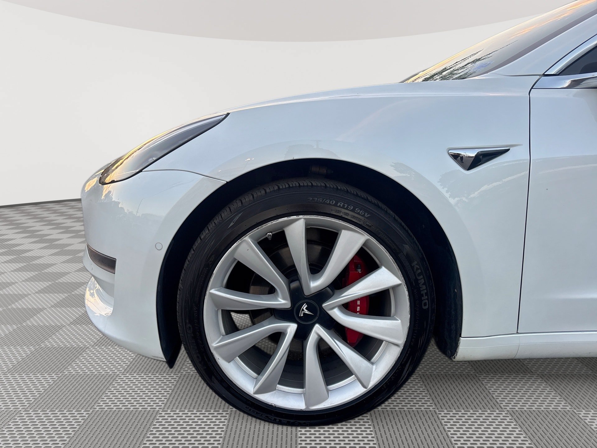 Used 2020 Tesla Model 3 Standard Range Plus RWD image 19