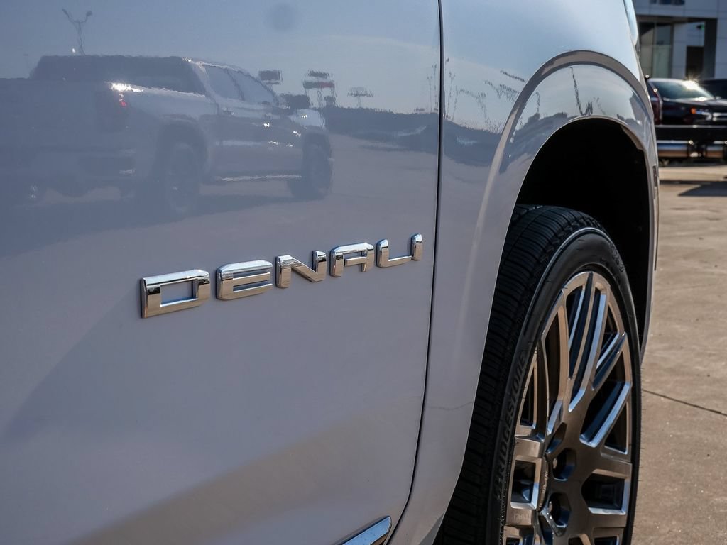 New 2027 GMC Yukon XL Denali Ultimate AWD/4WD image 11