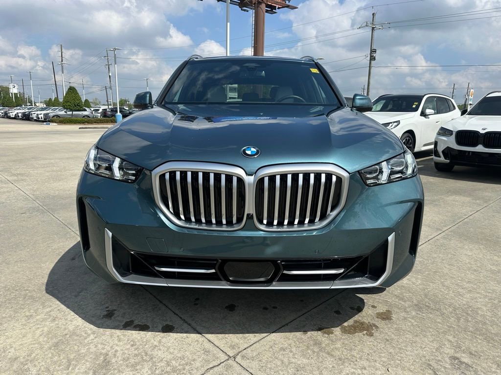 Certified 2026 BMW X5 sDrive40i w/ Parking Assistance Package image 2