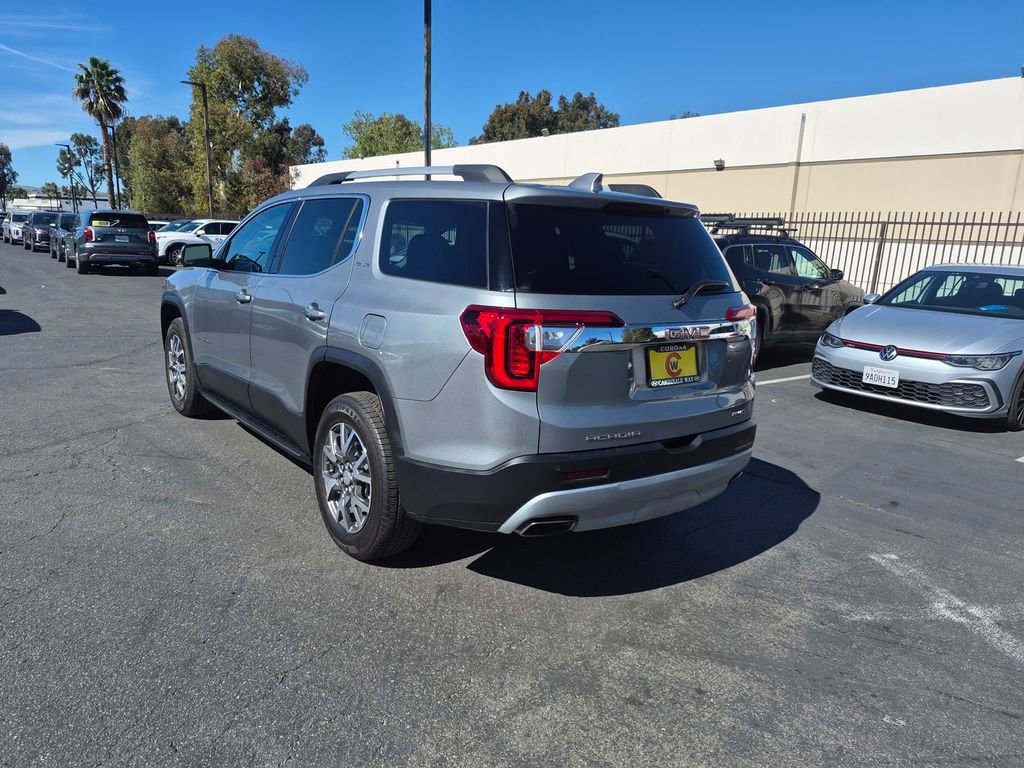 Used 2023 GMC Acadia SLE w/ Driver Convenience Package image 5