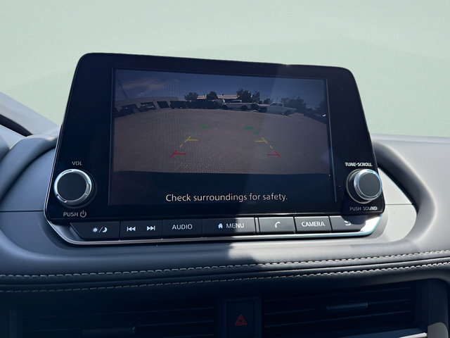 Used 2026 Nissan Rogue S AWD/4WD image 8