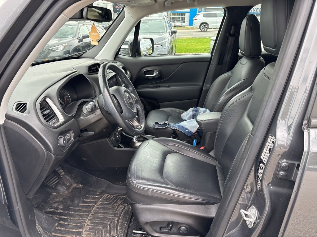 Used 2022 Jeep Renegade Limited AWD/4WD image 20