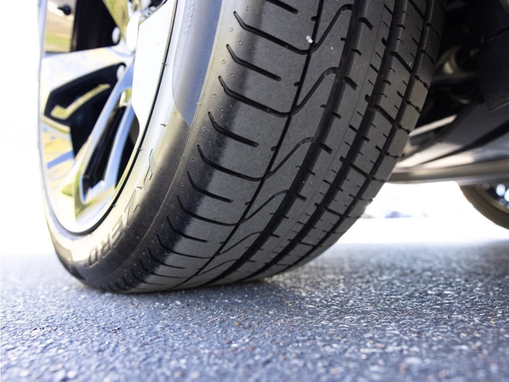 Certified 2024 Bentley Bentayga Extended Wheelbase image 95