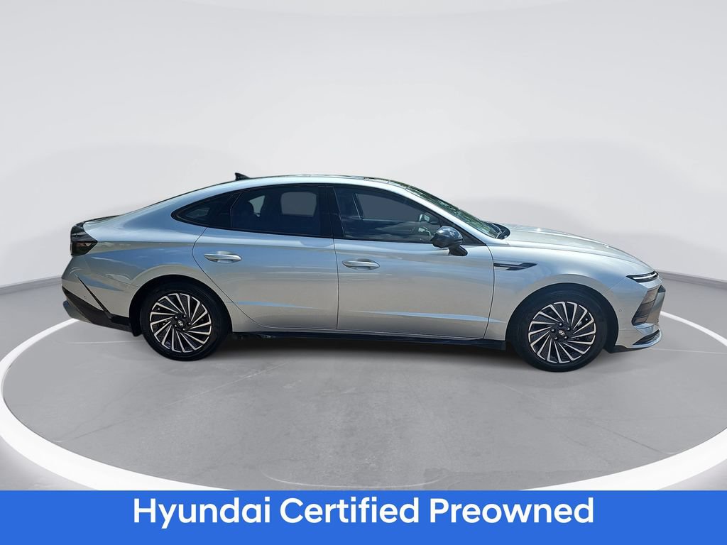 Certified 2026 Hyundai Sonata Limited FWD image 4