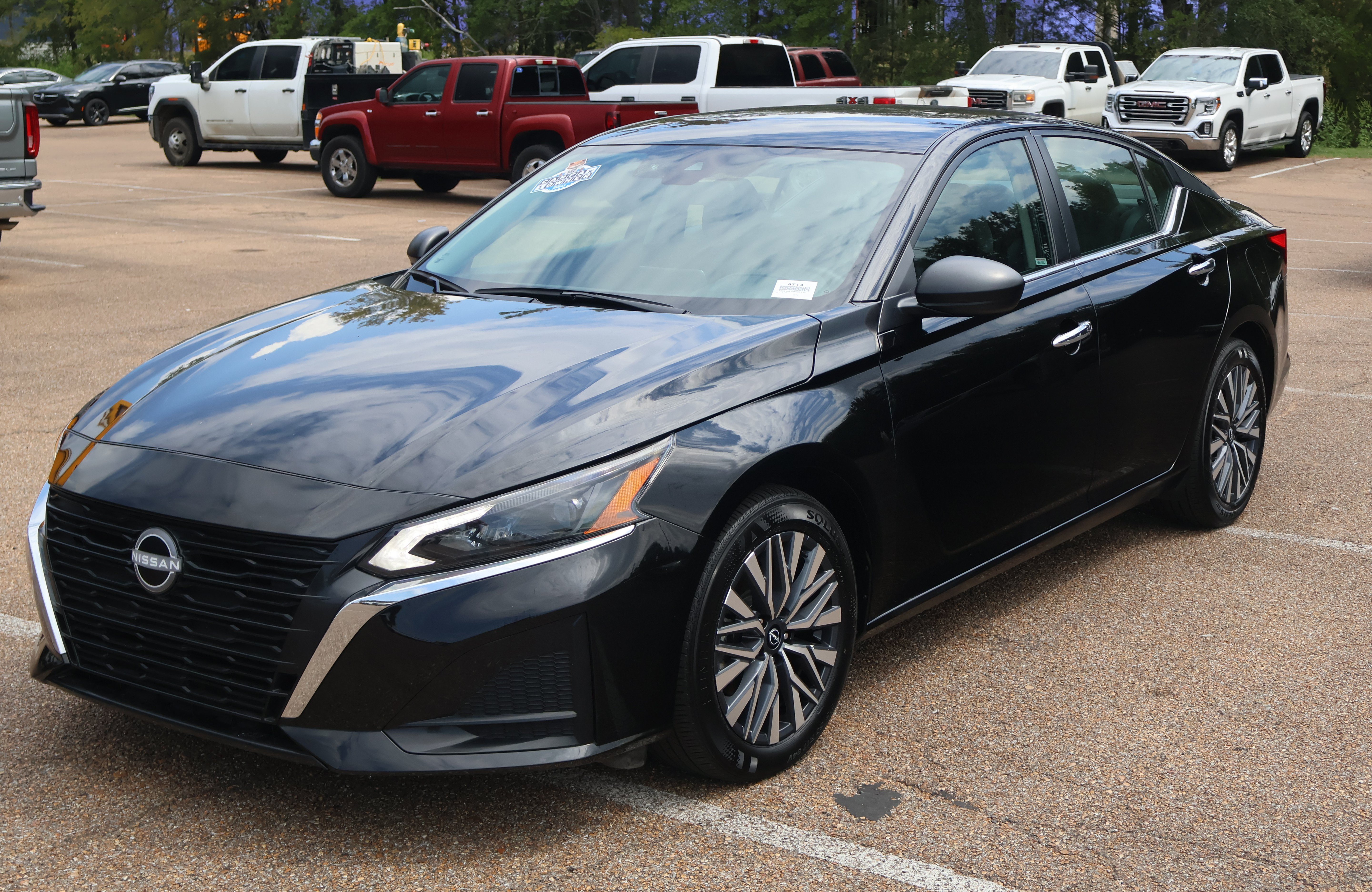 Used 2025 Nissan Altima 2.5 SV