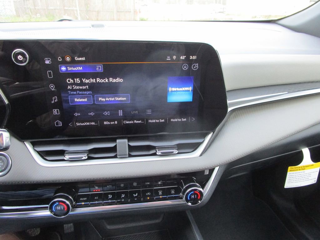 New 2026 Chevrolet Equinox LT w/ Convenience Package II image 30