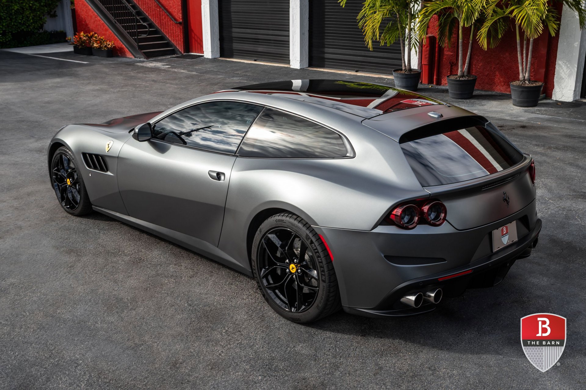 Used 2018 Ferrari GTC4Lusso T image 8