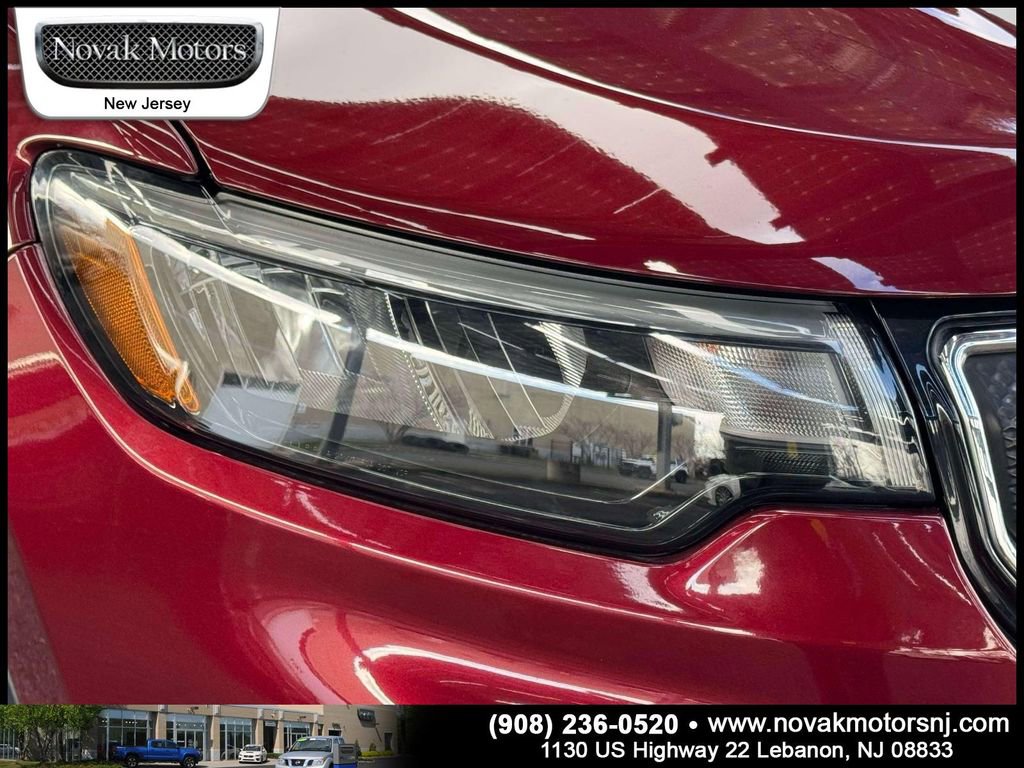 Used 2022 Jeep Compass Limited image 11