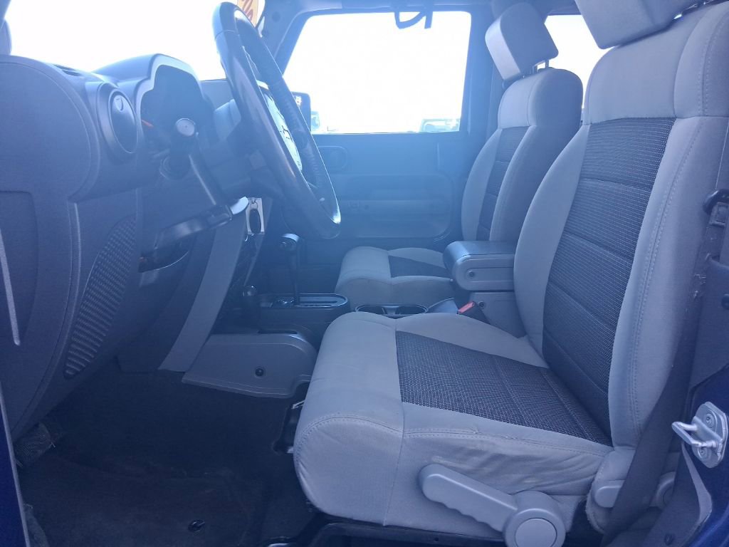 Used 2009 Jeep Wrangler X image 13