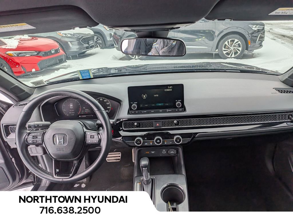 Used 2023 Honda Civic Sport image 6