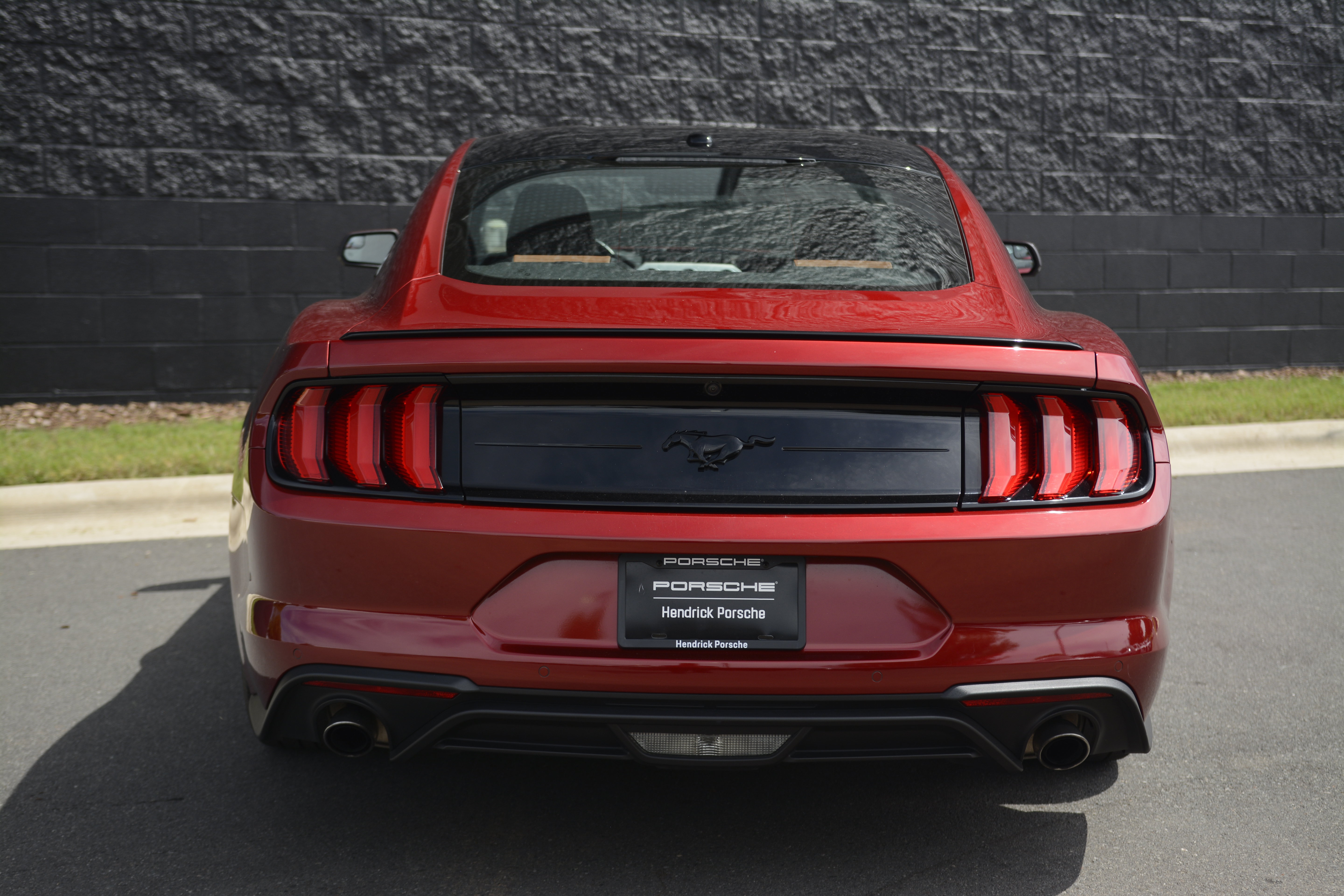 Used 2019 Ford Mustang Premium w/ Ford Safe & Smart Package RWD image 6