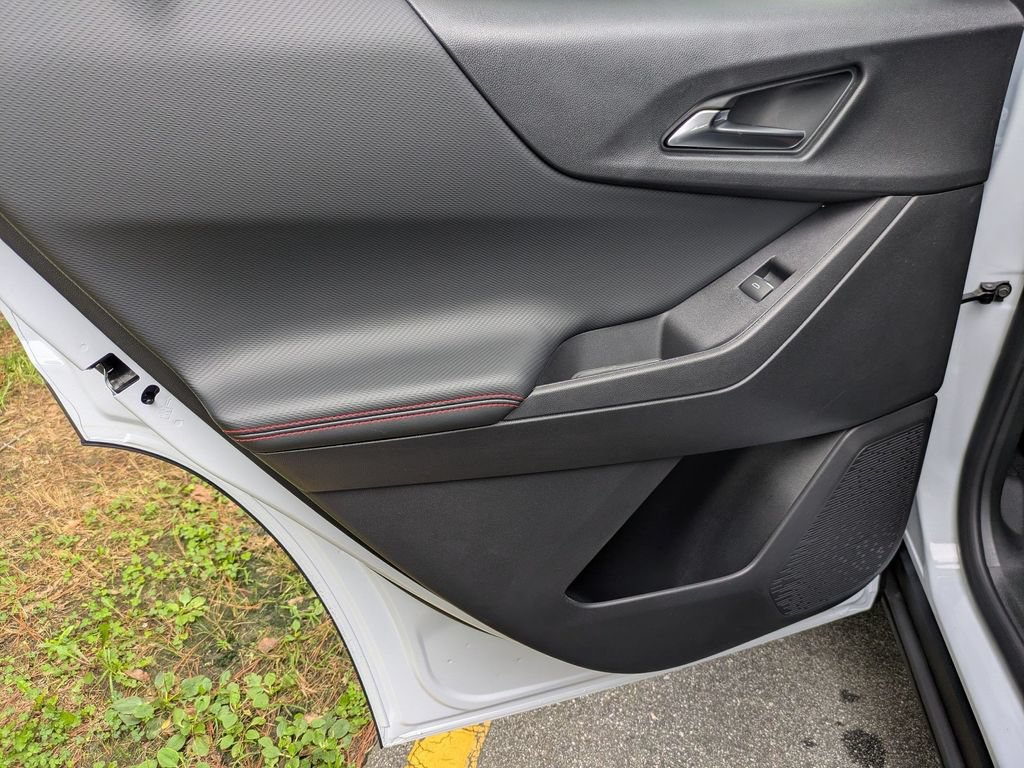 New 2027 Chevrolet Equinox RS w/ Safety and Technology Package FWD image 26