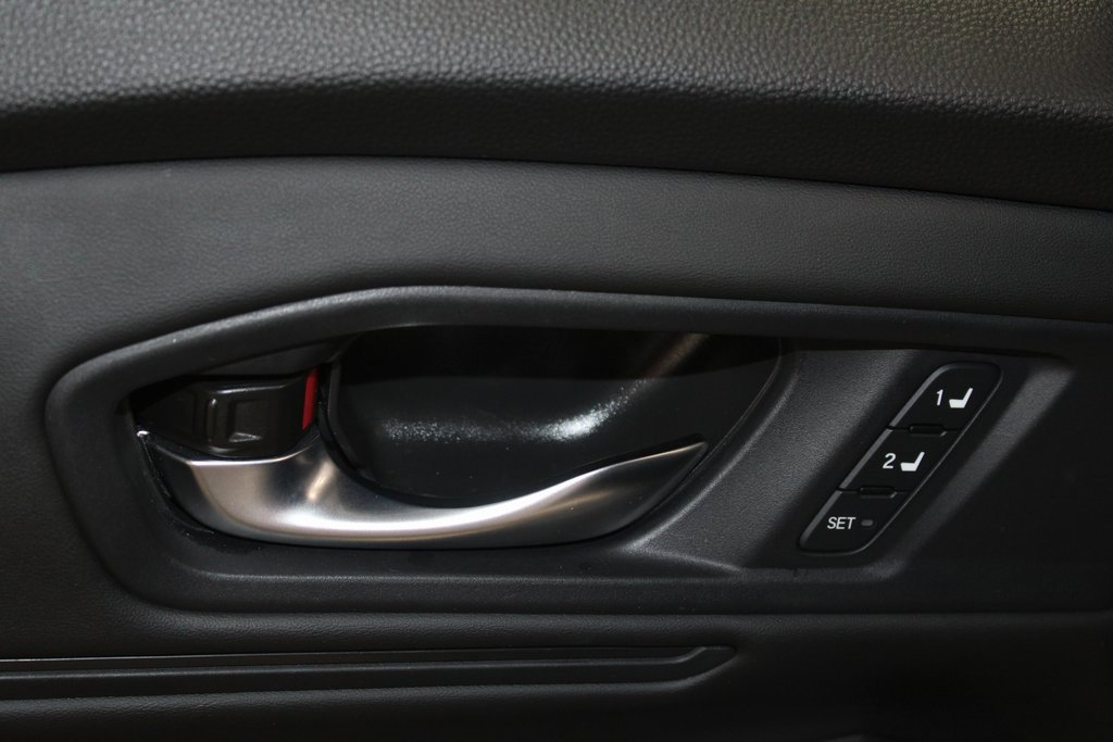 Used 2024 Honda Accord Sport image 8